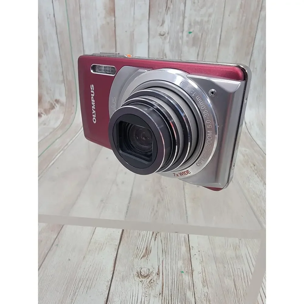 Olympus Stylus Red 7010 12MP Digital Camera 7x Optical Zoom W/Battery & Charger